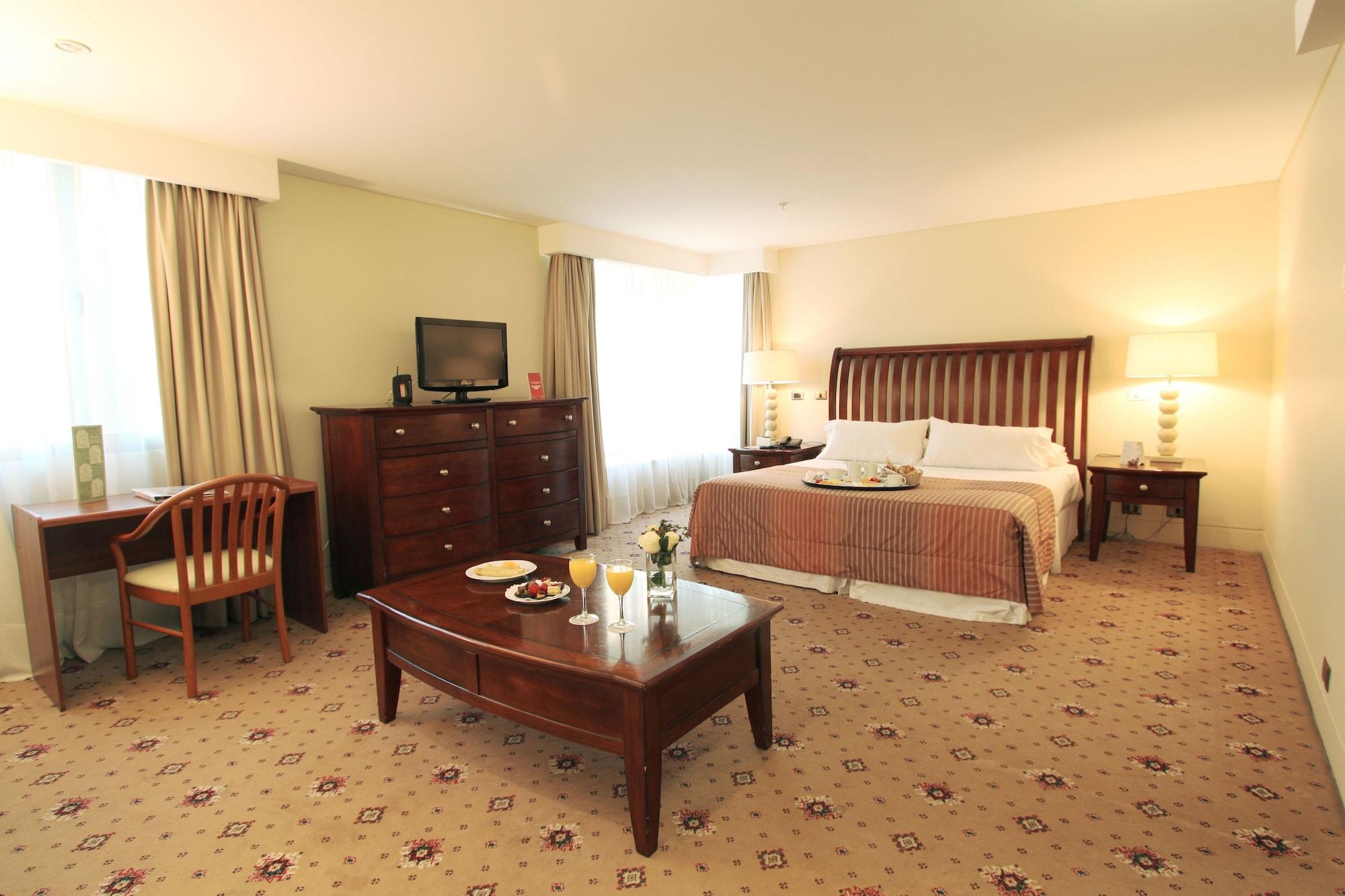 Hotel Torremayor Lyon Santiago du Chili Extérieur photo