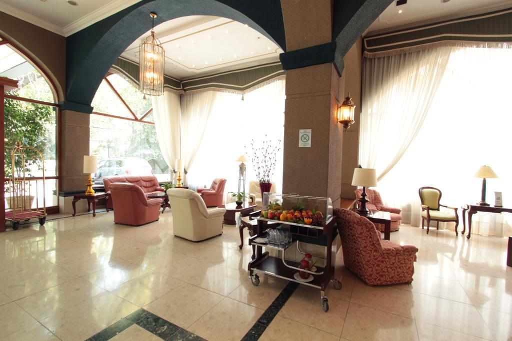 Hotel Torremayor Lyon Santiago du Chili Extérieur photo