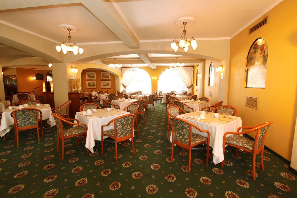Hotel Torremayor Lyon Santiago du Chili Extérieur photo